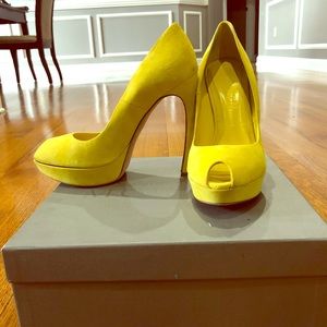 Alexander McQueen Peeptoe